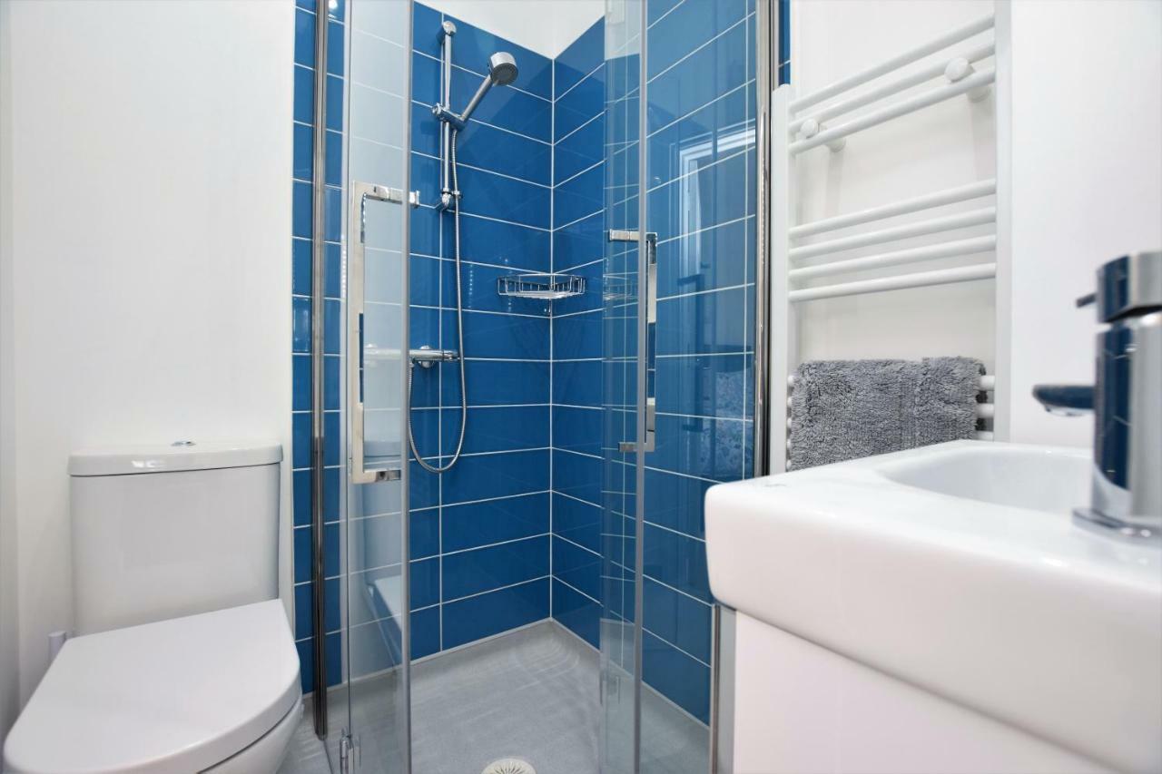 B&B@No2 Шерингам Екстериор снимка